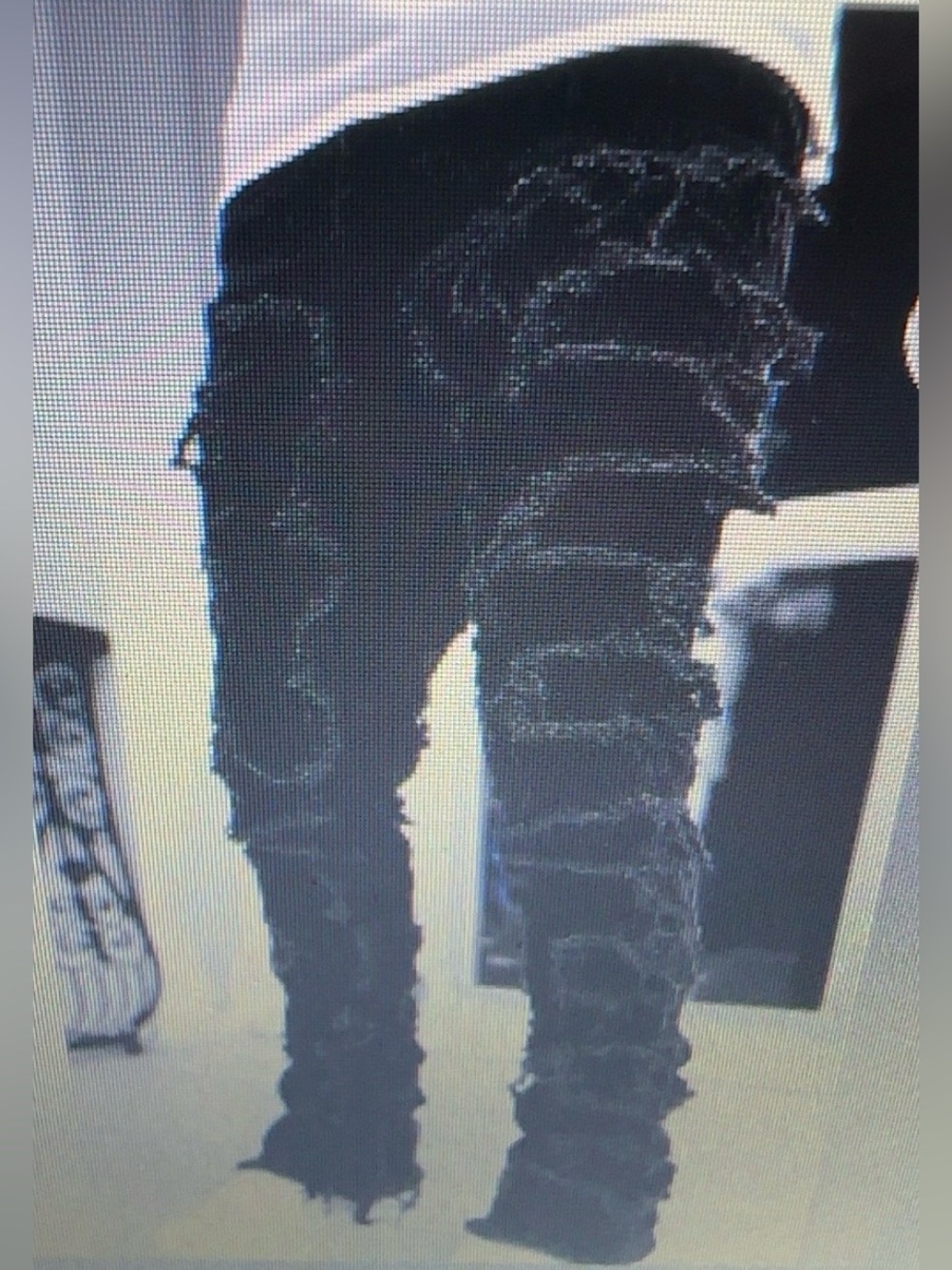 Distressed Black Denim Men’s Jeans XL